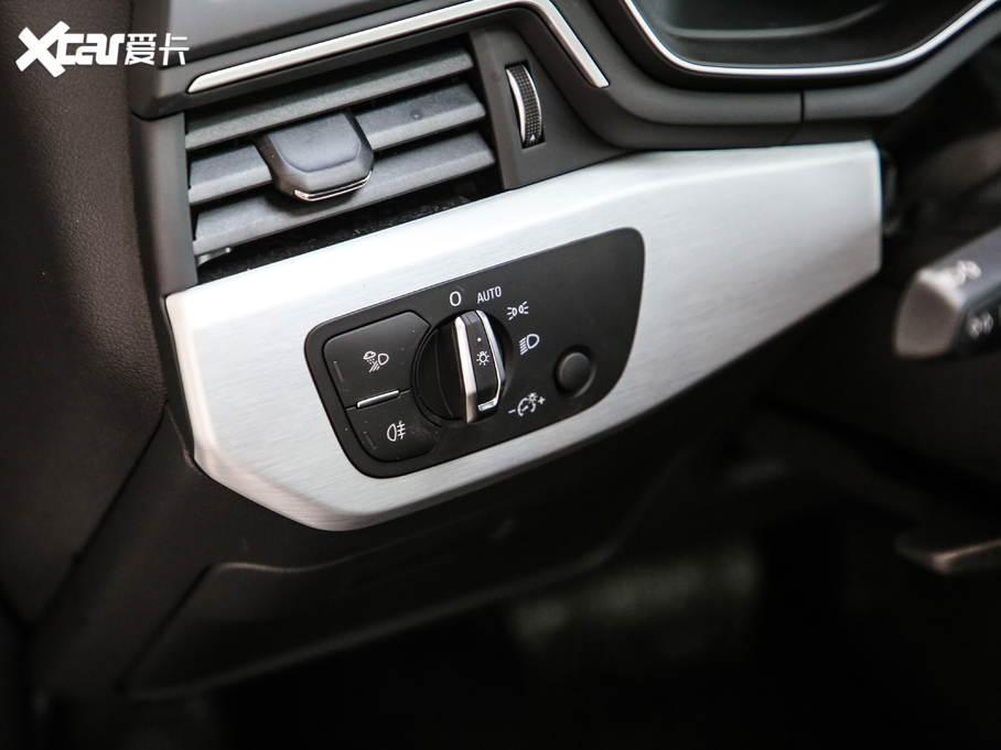 2021WA5 40 TFSI quattro AӸ