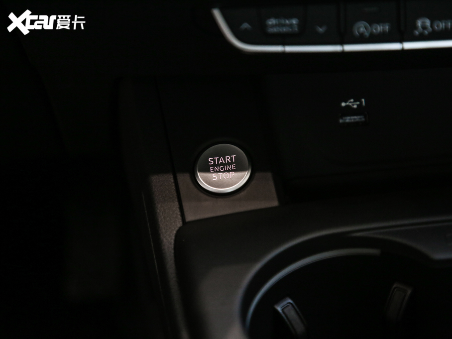 2021WA5 40 TFSI quattro AӸ