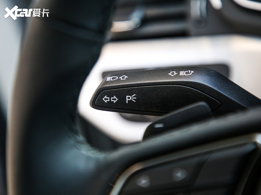 2021WA5 40 TFSI quattro AӸ