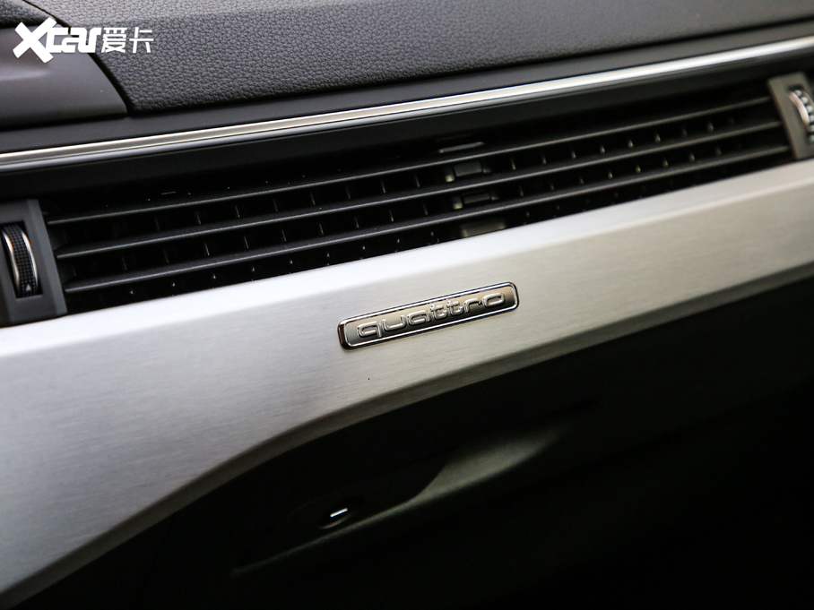 2021WA5 40 TFSI quattro AӸ