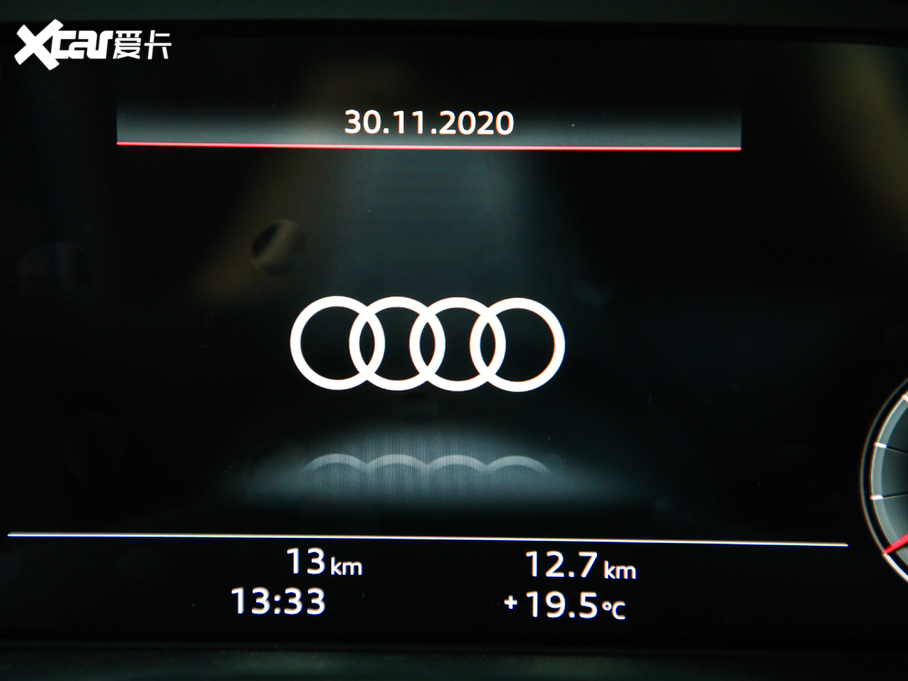 2021?yun)WA5 40 TFSI quattro A(dng)