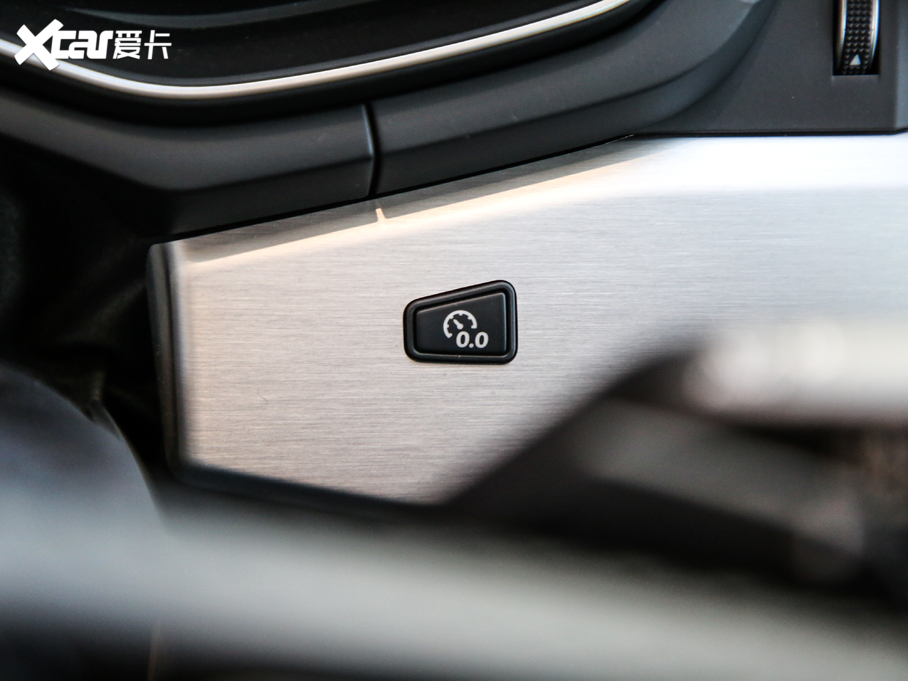 2021?yun)WA5 40 TFSI quattro A(dng)