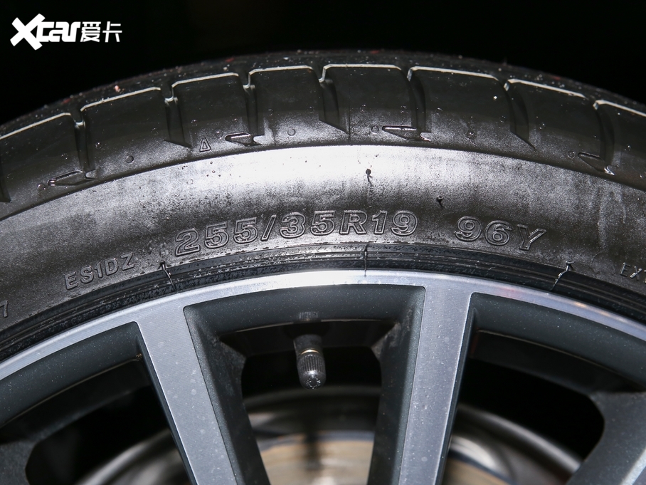 2021WA5 40 TFSI quattro AӸ