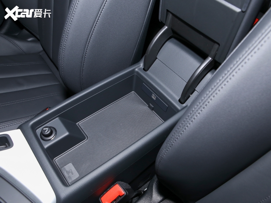 2021��?yu��n)W��A5 40 TFSI quattro ���A��(d��ng)����