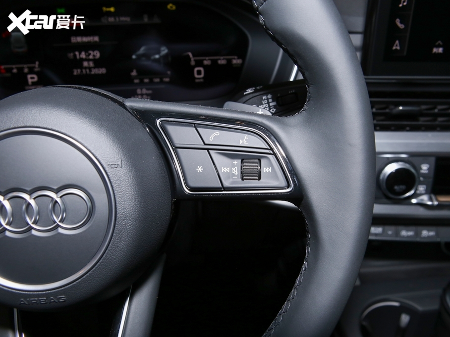 2021WA5 40 TFSI quattro AӸ