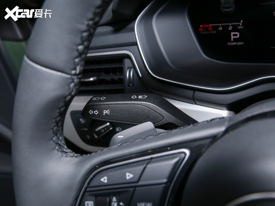 2021WA5 40 TFSI quattro AӸ