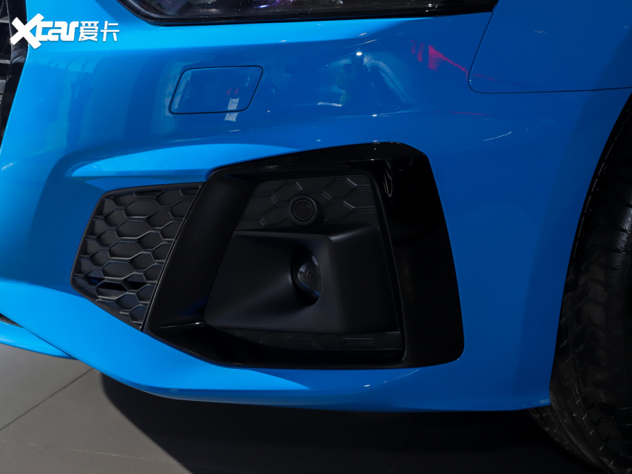 2021WA5 40 TFSI rЄӸ