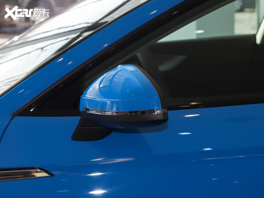 2021WA5 40 TFSI rЄӸ