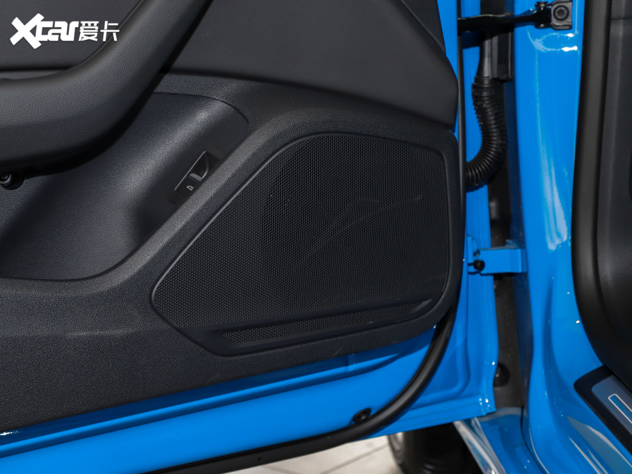 2021WA5 40 TFSI rЄӸ