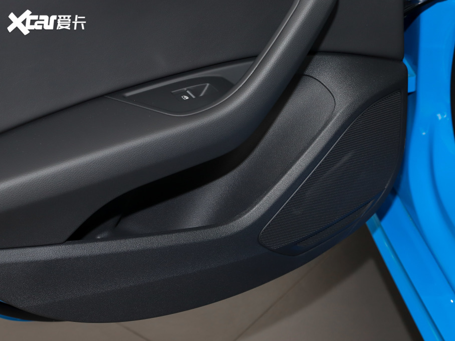 2021WA5 40 TFSI rЄӸ