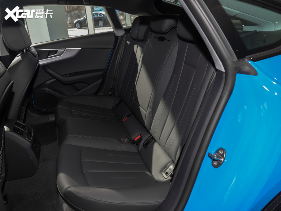 2021WA5 40 TFSI rЄӸ