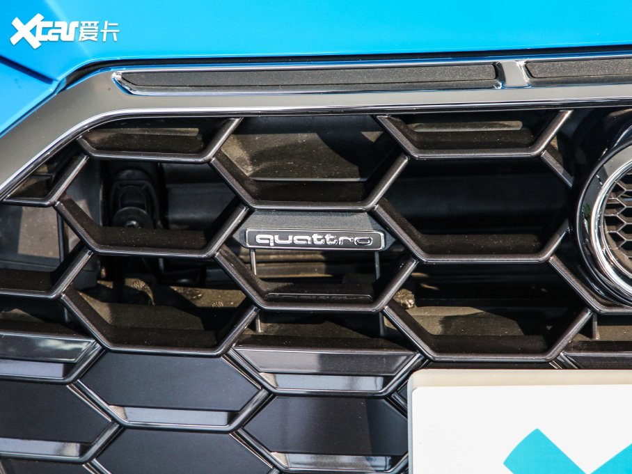 2021?yun)WA5 40 TFSI quattro A