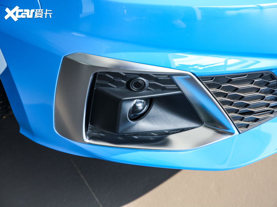 2021WA5 40 TFSI quattro A