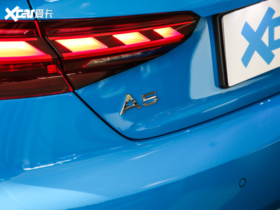 2021?yun)WA5 40 TFSI quattro A