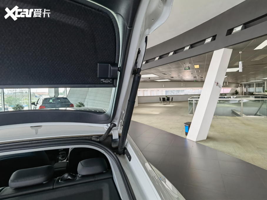 2021WA5 40 TFSI rЄӸ