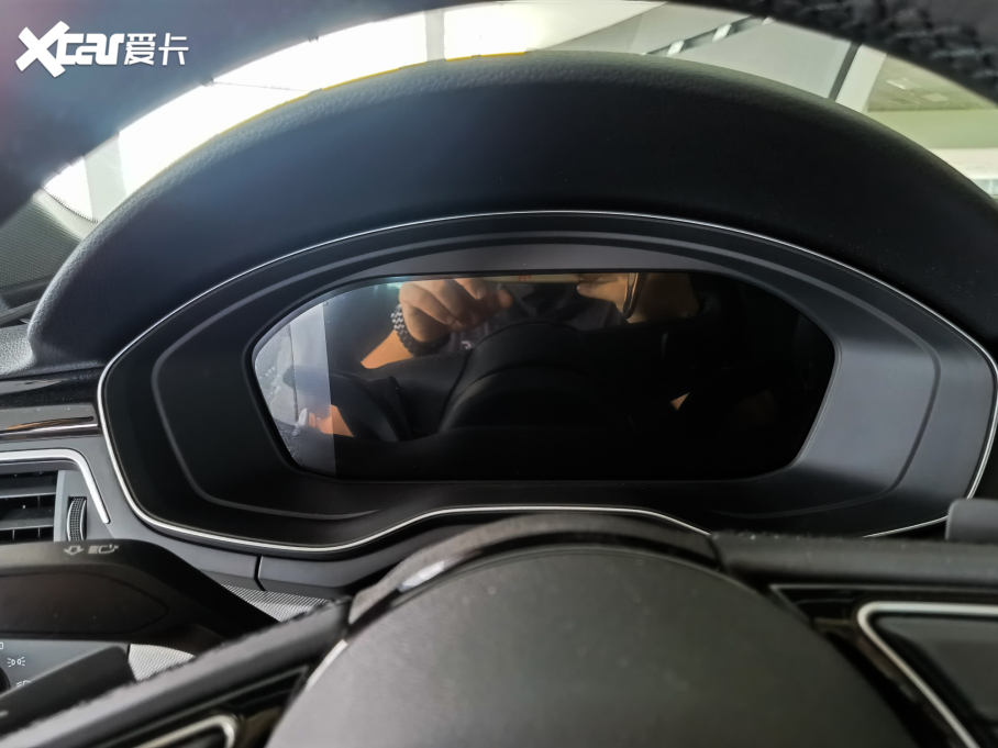 2021��W��A5 40 TFSI �r�ЄӸ���