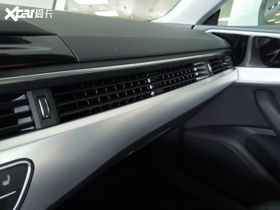 2021��W��A5 40 TFSI �r�ЄӸ���