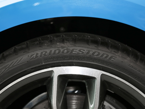 202145 TFSI quattro xӸ ݆̥Ʒ