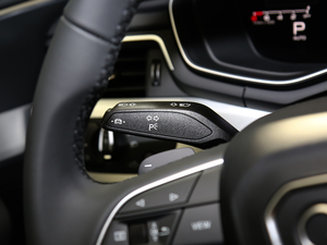 202145 TFSI quattro xӸ п؅^