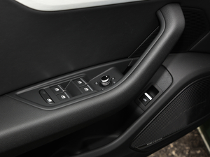 202145 TFSI quattro xӸ g