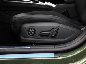 202145 TFSI quattro xӸ {{