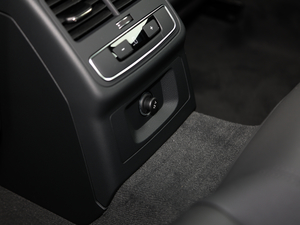 202145 TFSI quattro xӸ п؅^