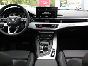 2021款45 TFSI quattro 臻选动感型 中控台