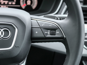 202145 TFSI quattro xӸ п؅^