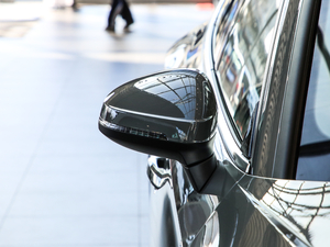 202140 TFSI quattro AӸ ^