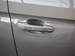 202140 TFSI quattro AӸ ^