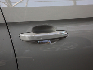 202140 TFSI quattro AӸ ^