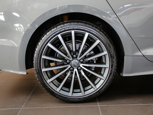 202140 TFSI quattro AӸ ݆Ȧ