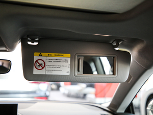 202140 TFSI quattro AӸ g