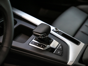 202140 TFSI quattro AӸ QU