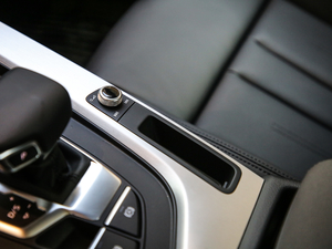 202140 TFSI quattro A(dng) п؅^(q)