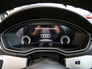 202140 TFSI quattro AӸ x