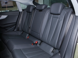 202140 TFSI quattro AӸ 