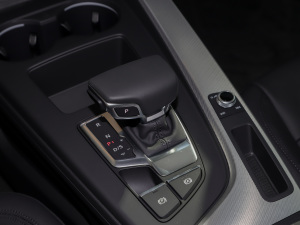 202140 TFSI rЄӸ QU