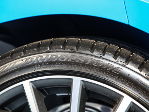 202140 TFSI quattro A ݆̥Ʒ