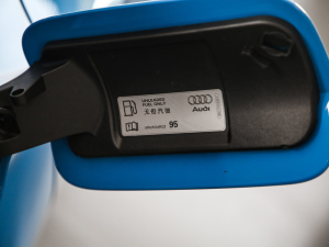 202140 TFSI quattro A ^