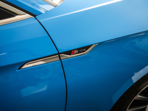 202140 TFSI quattro A ^