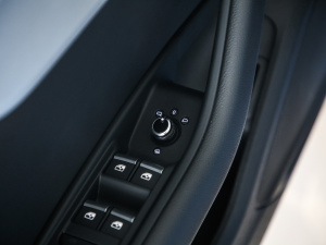 202140 TFSI quattro A g