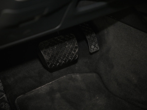 202140 TFSI quattro A п؅^