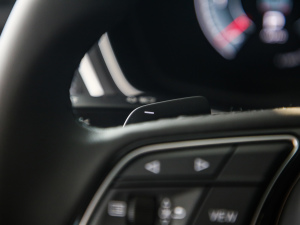 202140 TFSI quattro A п؅^