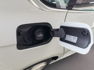 202140 TFSI r(sh)Є(dng) w