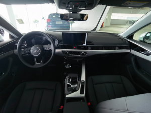 2021款40 TFSI 时尚动感型 内饰全景