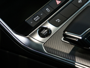 2021h 45 TFSI xӸ п؅^