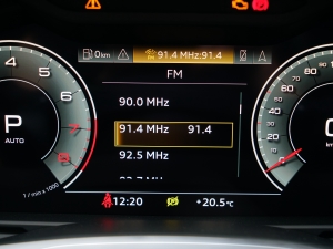 2021Avant h 45 TFSI ǳ п؅^