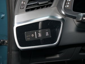 2021Avant h 45 TFSI ǳ п؅^