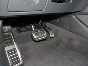 2021Avant h 45 TFSI ǳ п؅^